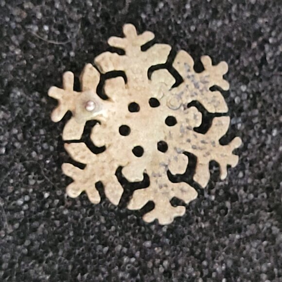 Sterling Silver Snowflake Stud Earrings - Picture 4 of 7